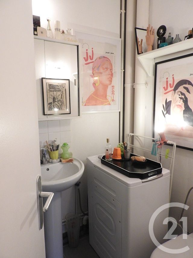 Appartement Studio à vendre - 1 pièce - 20.62 m2 - PARIS - 75020 - ILE-DE-FRANCE - Century 21 Bolivar Jourdain