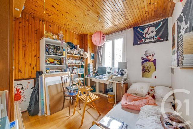 Appartement F5 à vendre - 5 pièces - 88.3 m2 - PARIS - 75019 - ILE-DE-FRANCE - Century 21 Bolivar Jourdain