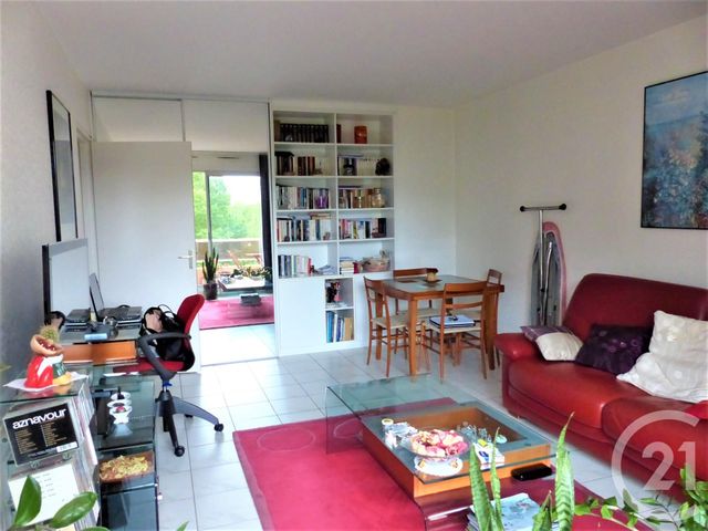 Appartement F2 à vendre - 2 pièces - 44.0 m2 - PARIS - 75019 - ILE-DE-FRANCE - Century 21 Bolivar Jourdain Appartement F2 à vendre - 2 pièces - 44.0 m2 - PARIS - 75019 - ILE-DE-FRANCE - Century 21 Bolivar Jourdain