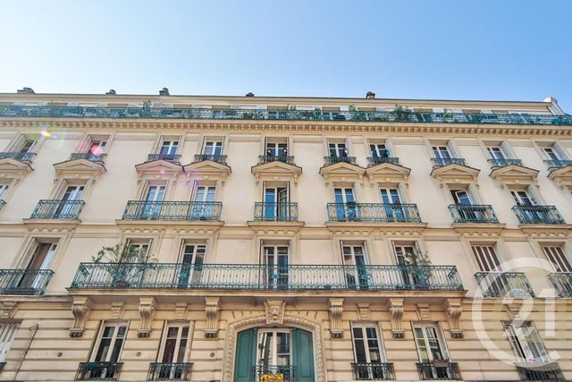 Appartement F2 à vendre - 2 pièces - 29.68 m2 - PARIS - 75020 - ILE-DE-FRANCE - Century 21 Bolivar Jourdain Appartement F2 à vendre - 2 pièces - 29.68 m2 - PARIS - 75020 - ILE-DE-FRANCE - Century 21 Bolivar Jourdain