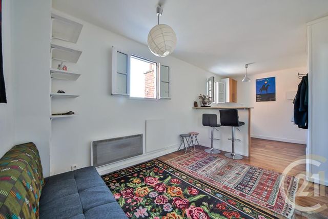 Appartement F2 à vendre - 2 pièces - 29.68 m2 - PARIS - 75020 - ILE-DE-FRANCE - Century 21 Bolivar Jourdain Appartement F2 à vendre - 2 pièces - 29.68 m2 - PARIS - 75020 - ILE-DE-FRANCE - Century 21 Bolivar Jourdain