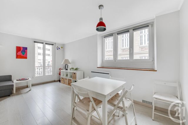 Appartement F2 à vendre - 2 pièces - 41.58 m2 - PARIS - 75019 - ILE-DE-FRANCE - Century 21 Bolivar Jourdain
