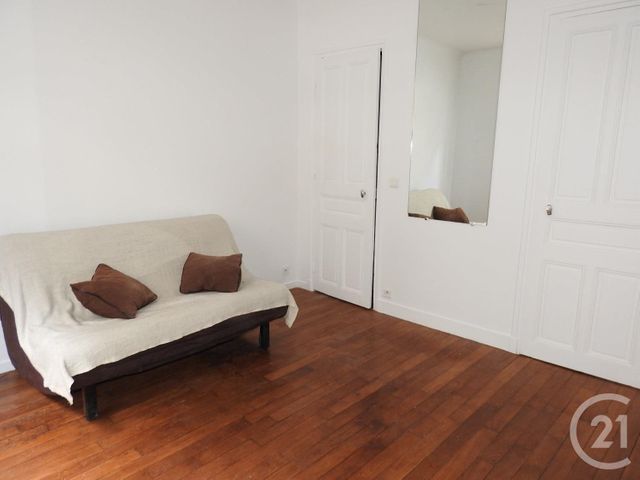 Studio à louer - 1 pièce - 25.0 m2 - PARIS - 75019 - ILE-DE-FRANCE - Century 21 Bolivar Jourdain Studio à louer - 1 pièce - 25.0 m2 - PARIS - 75019 - ILE-DE-FRANCE - Century 21 Bolivar Jourdain