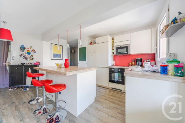 Afficher la photo en grand Appartement F3 à vendre - 3 pièces - 68.0 m2 - PARIS - 75019 - ILE-DE-FRANCE - Century 21 Bolivar Jourdain