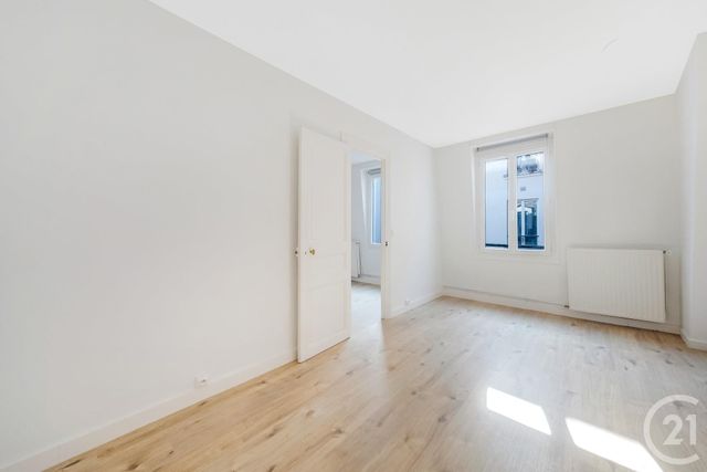Appartement F3 à vendre - 3 pièces - 47.65 m2 - PARIS - 75019 - ILE-DE-FRANCE - Century 21 Bolivar Jourdain