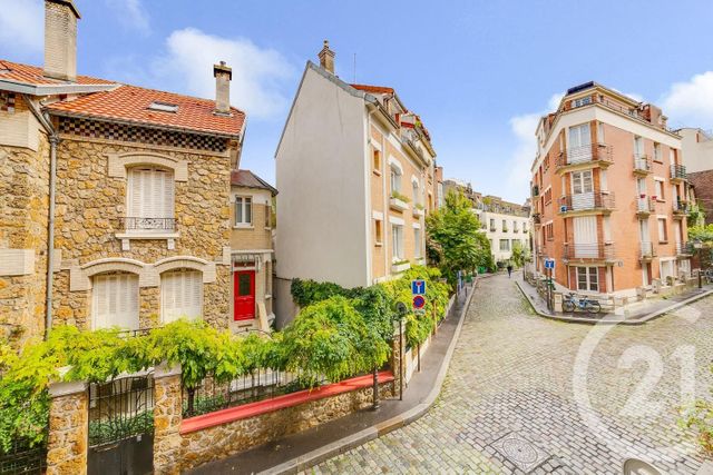  - PARIS - 