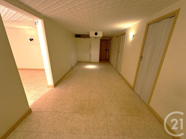 Appartement Local à vendre - 6 pièces - 74.0 m2 - PARIS - 75019 - ILE-DE-FRANCE - Century 21 Bolivar Jourdain