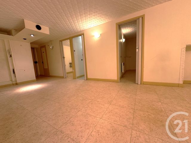 Appartement Local à vendre - 6 pièces - 74.0 m2 - PARIS - 75019 - ILE-DE-FRANCE - Century 21 Bolivar Jourdain