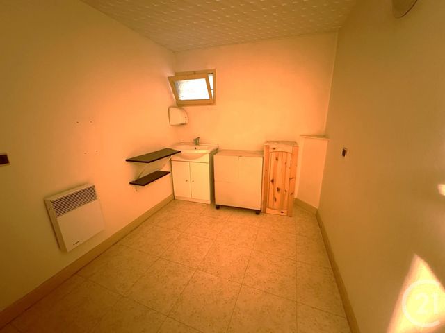 Appartement Local à vendre - 6 pièces - 74.0 m2 - PARIS - 75019 - ILE-DE-FRANCE - Century 21 Bolivar Jourdain