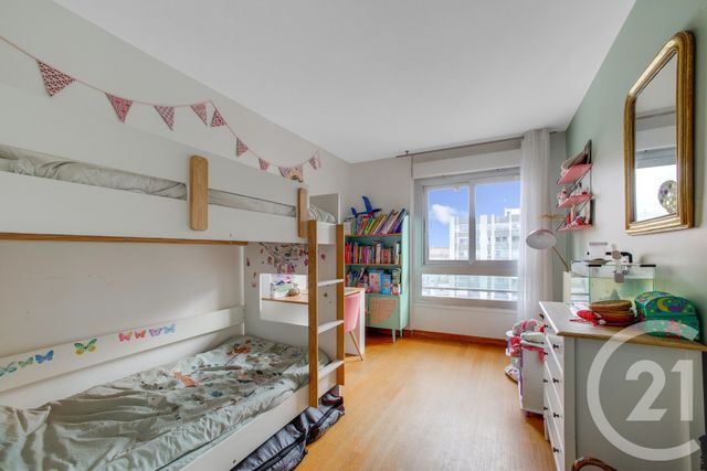 Appartement F4 à vendre - 4 pièces - 81.01 m2 - PARIS - 75019 - ILE-DE-FRANCE - Century 21 Bolivar Jourdain