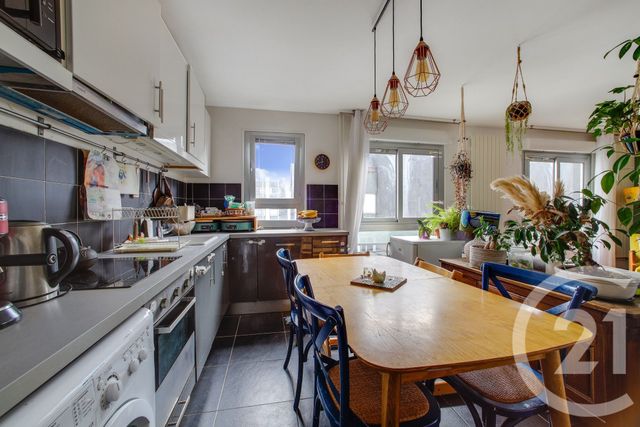 Appartement F4 à vendre - 4 pièces - 81.01 m2 - PARIS - 75019 - ILE-DE-FRANCE - Century 21 Bolivar Jourdain