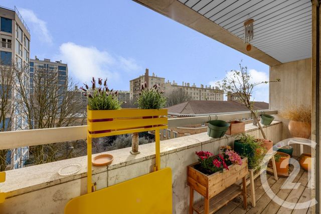 Appartement F3 à vendre - 3 pièces - 64.47 m2 - PARIS - 75019 - ILE-DE-FRANCE - Century 21 Bolivar Jourdain