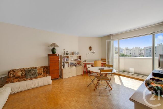 Appartement F1 à vendre PARIS
