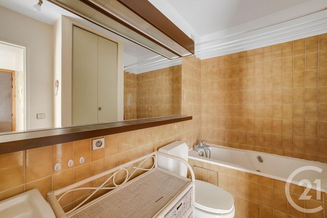 Appartement F1 à vendre - 1 pièce - 33.7 m2 - PARIS - 75019 - ILE-DE-FRANCE - Century 21 Bolivar Jourdain
