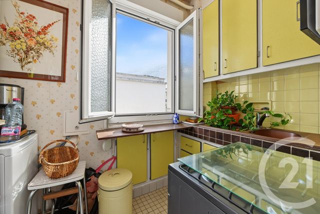Appartement F2 à vendre - 2 pièces - 35.32 m2 - PARIS - 75019 - ILE-DE-FRANCE - Century 21 Bolivar Jourdain