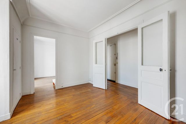 Afficher la photo en grand Appartement F2 à vendre - 2 pièces - 42.59 m2 - LES LILAS - 93 - ILE-DE-FRANCE - Century 21 Bolivar Jourdain