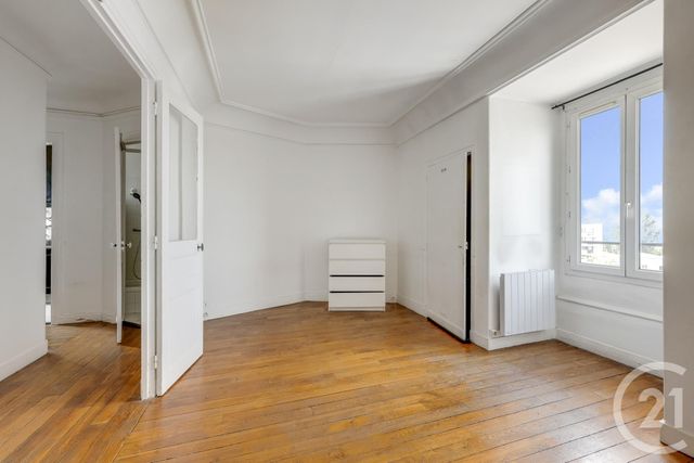 Afficher la photo en grand Appartement F2 à vendre - 2 pièces - 42.59 m2 - LES LILAS - 93 - ILE-DE-FRANCE - Century 21 Bolivar Jourdain