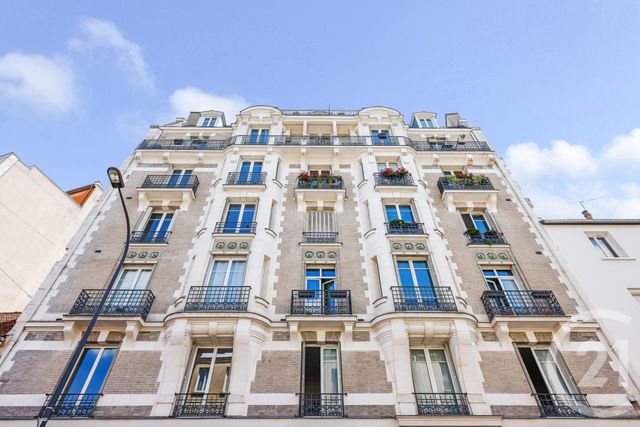 Afficher la photo en grand Appartement F2 à vendre - 2 pièces - 42.59 m2 - LES LILAS - 93 - ILE-DE-FRANCE - Century 21 Bolivar Jourdain