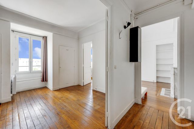 Afficher la photo en grand Appartement F2 à vendre - 2 pièces - 42.59 m2 - LES LILAS - 93 - ILE-DE-FRANCE - Century 21 Bolivar Jourdain