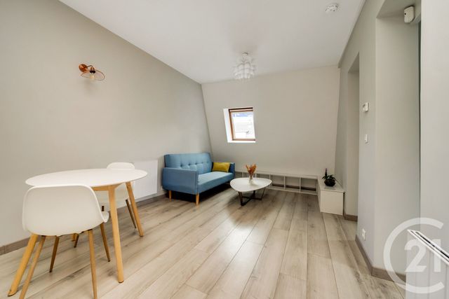 Appartement F2 à vendre - 2 pièces - 29.6 m2 - PARIS - 75010 - ILE-DE-FRANCE - Century 21 Bolivar Jourdain