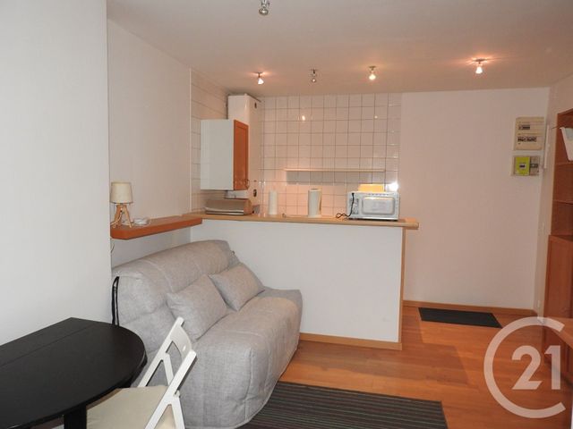 Afficher la photo en grand Appartement Studio à louer - 1 pièce - 20.0 m2 - PARIS - 75019 - ILE-DE-FRANCE - Century 21 Bolivar Jourdain