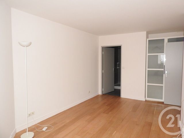Appartement F3 à louer - 3 pièces - 56.0 m2 - PARIS - 75019 - ILE-DE-FRANCE - Century 21 Bolivar Jourdain