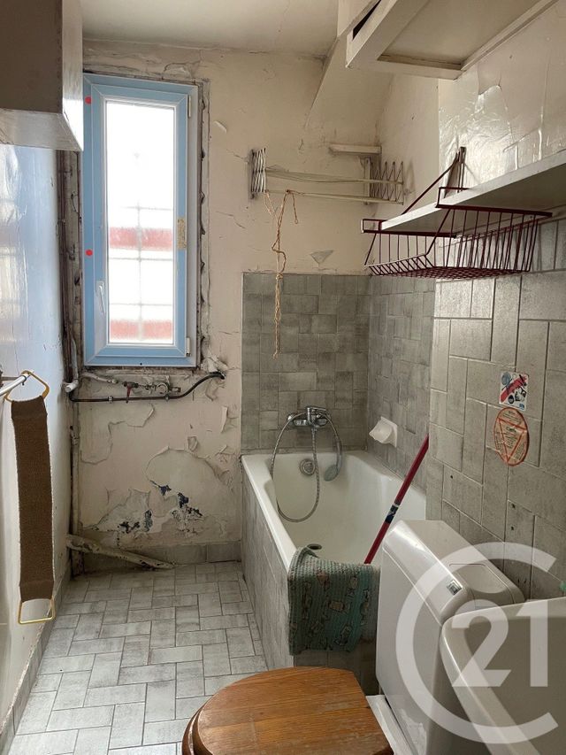 Appartement F1 à vendre - 1 pièce - 22.38 m2 - PARIS - 75018 - ILE-DE-FRANCE - Century 21 Bolivar Jourdain