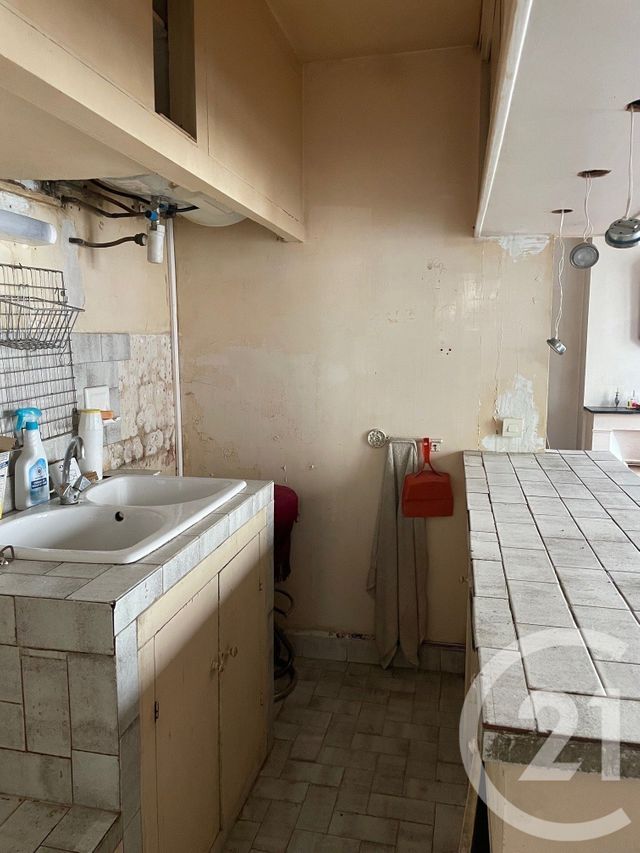 Appartement F1 à vendre - 1 pièce - 22.38 m2 - PARIS - 75018 - ILE-DE-FRANCE - Century 21 Bolivar Jourdain