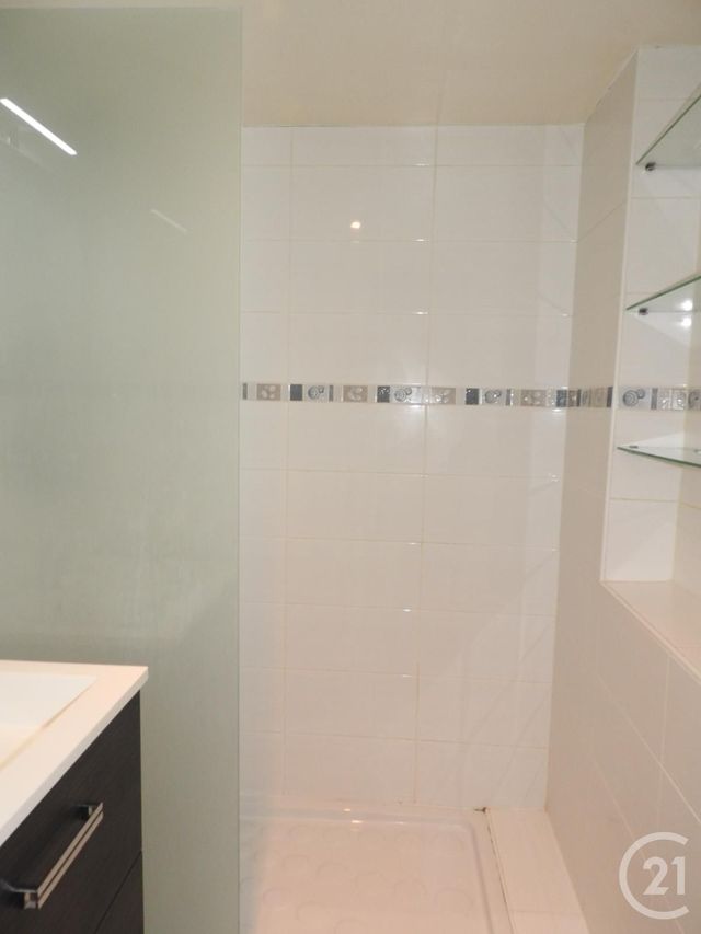 Appartement F1 à louer - 1 pièce - 27.0 m2 - PARIS - 75019 - ILE-DE-FRANCE - Century 21 Bolivar Jourdain