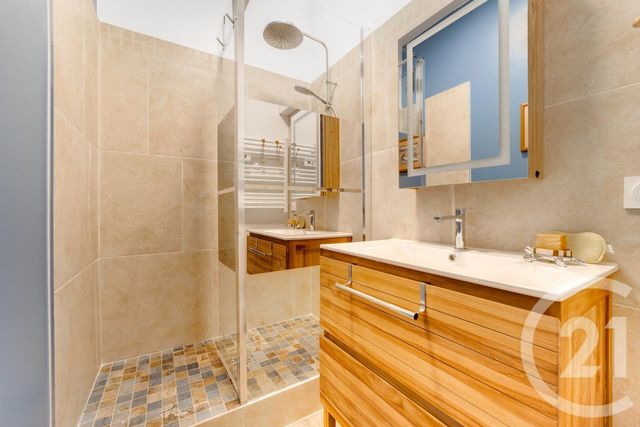 Appartement F3 à vendre - 3 pièces - 49.54 m2 - PARIS - 75020 - ILE-DE-FRANCE - Century 21 Bolivar Jourdain