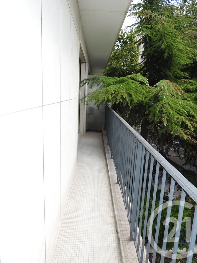 Appartement F3 à louer - 3 pièces - 62.0 m2 - PARIS - 75019 - ILE-DE-FRANCE - Century 21 Bolivar Jourdain