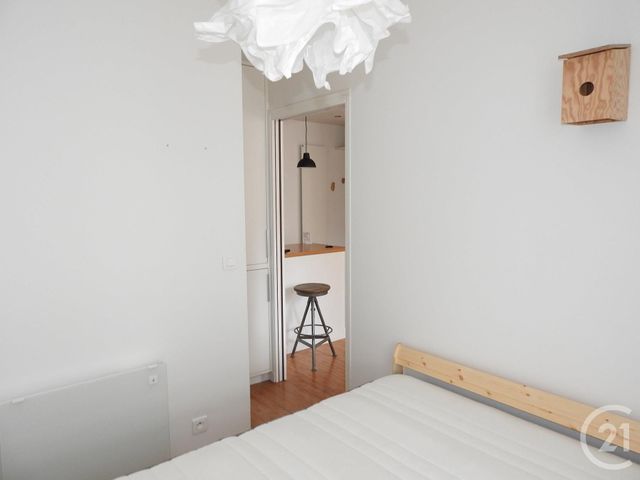Appartement F2 à louer - 2 pièces - 35.0 m2 - PARIS - 75020 - ILE-DE-FRANCE - Century 21 Bolivar Jourdain