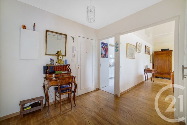 Appartement F4 à vendre - 4 pièces - 89.66 m2 - PARIS - 75019 - ILE-DE-FRANCE - Century 21 Bolivar Jourdain
