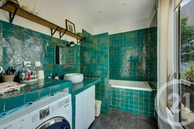 Appartement F2 à vendre - 2 pièces - 46.81 m2 - PARIS - 75020 - ILE-DE-FRANCE - Century 21 Bolivar Jourdain