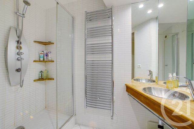 Appartement F4 à vendre - 4 pièces - 108.22 m2 - PARIS - 75019 - ILE-DE-FRANCE - Century 21 Bolivar Jourdain