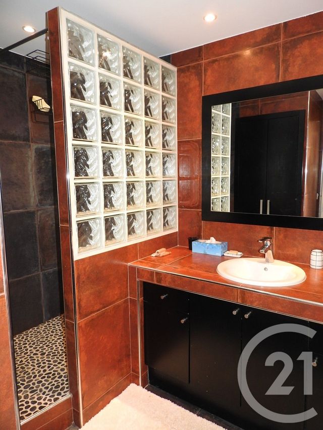 Appartement F2 à louer - 2 pièces - 59.02 m2 - PARIS - 75019 - ILE-DE-FRANCE - Century 21 Bolivar Jourdain