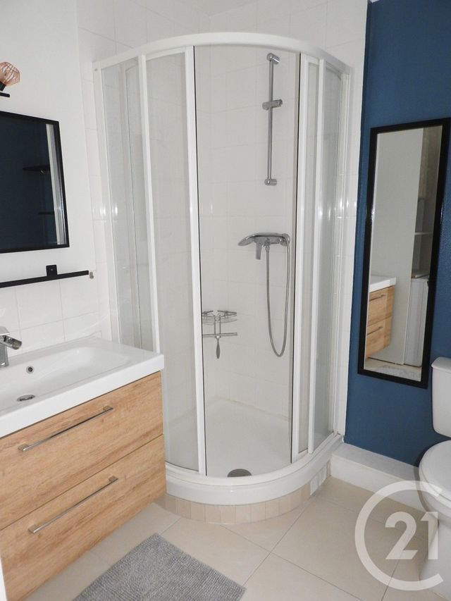 Appartement F2 à louer - 2 pièces - 28.5 m2 - PARIS - 75020 - ILE-DE-FRANCE - Century 21 Bolivar Jourdain