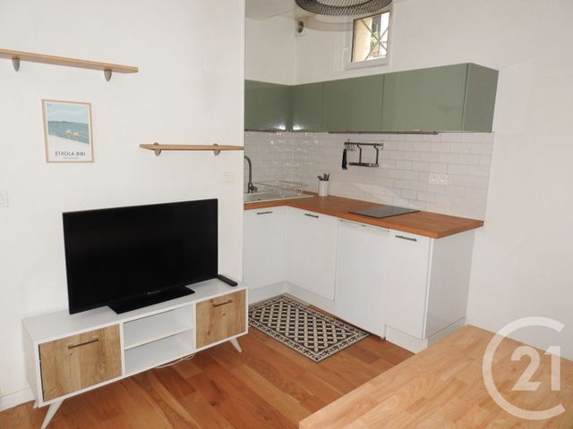 Appartement F2 à louer - 2 pièces - 28.5 m2 - PARIS - 75020 - ILE-DE-FRANCE - Century 21 Bolivar Jourdain