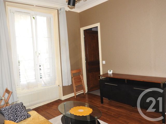Appartement F2 à louer - 2 pièces - 33.0 m2 - PARIS - 75019 - ILE-DE-FRANCE - Century 21 Bolivar Jourdain