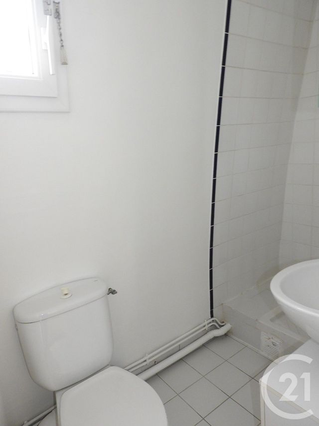 Appartement F2 à louer - 2 pièces - 36.5 m2 - PARIS - 75019 - ILE-DE-FRANCE - Century 21 Bolivar Jourdain