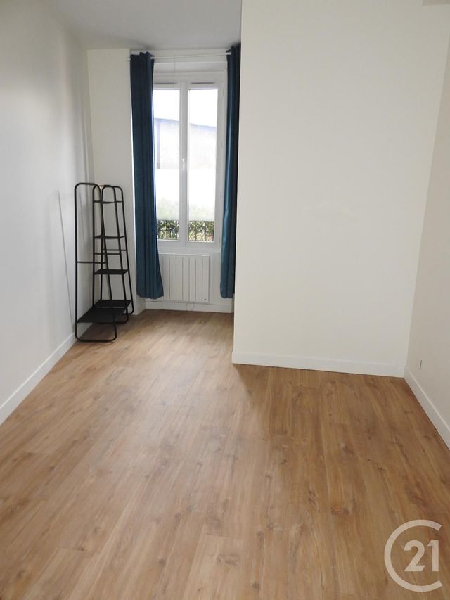 Appartement F2 à vendre - 2 pièces - 33.92 m2 - PARIS - 75019 - ILE-DE-FRANCE - Century 21 Bolivar Jourdain