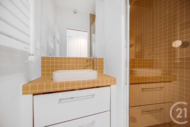 Appartement F2 à louer - 2 pièces - 35.0 m2 - PARIS - 75019 - ILE-DE-FRANCE - Century 21 Bolivar Jourdain