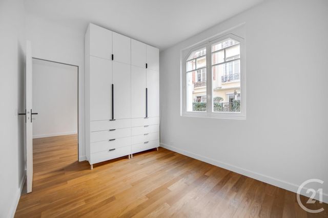 Appartement F2 à louer - 2 pièces - 35.0 m2 - PARIS - 75019 - ILE-DE-FRANCE - Century 21 Bolivar Jourdain