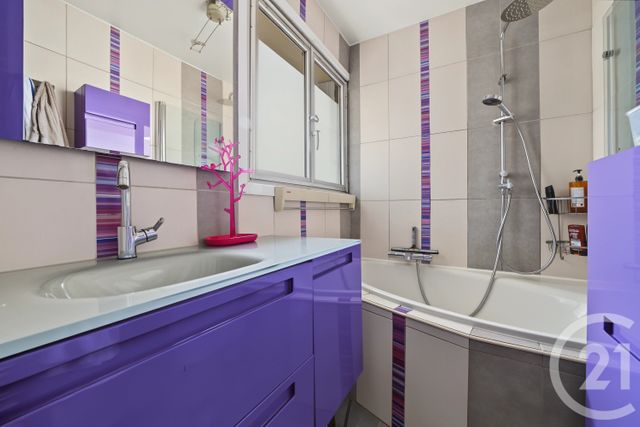 Appartement F4 à vendre - 4 pièces - 70.71 m2 - PARIS - 75019 - ILE-DE-FRANCE - Century 21 Bolivar Jourdain
