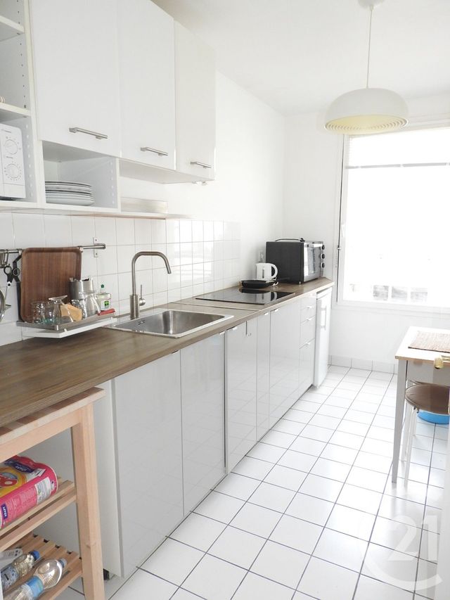 Appartement F2 à louer - 2 pièces - 59.55 m2 - PARIS - 75019 - ILE-DE-FRANCE - Century 21 Bolivar Jourdain